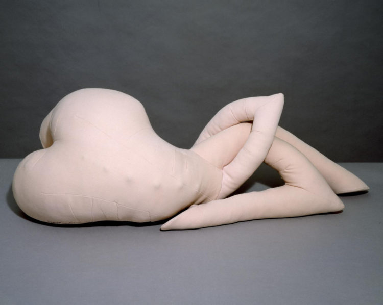 dorothea tanning nue couchee